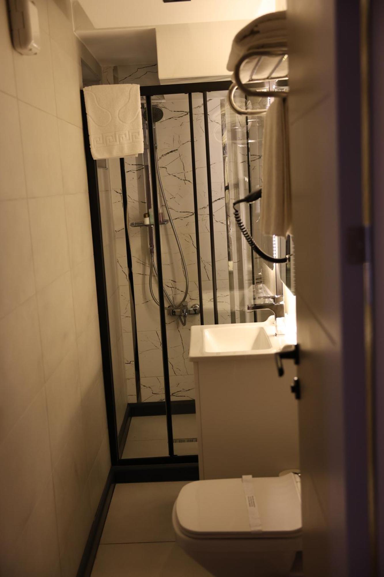 Mateo Hotel Istanboel Buitenkant foto